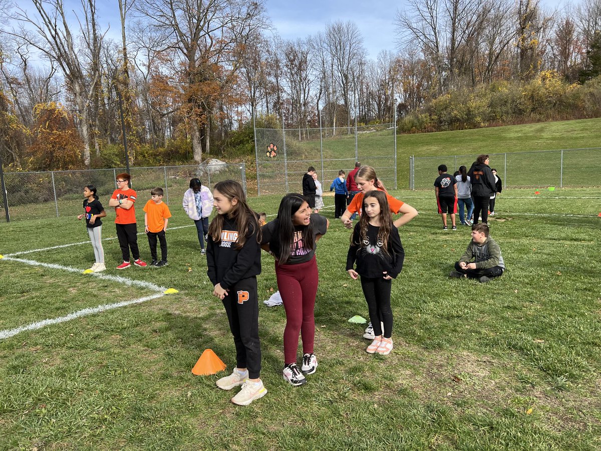 Ms_vanDoren's tweet photo. Field Day! https://t.co/8vARAKFl9w
