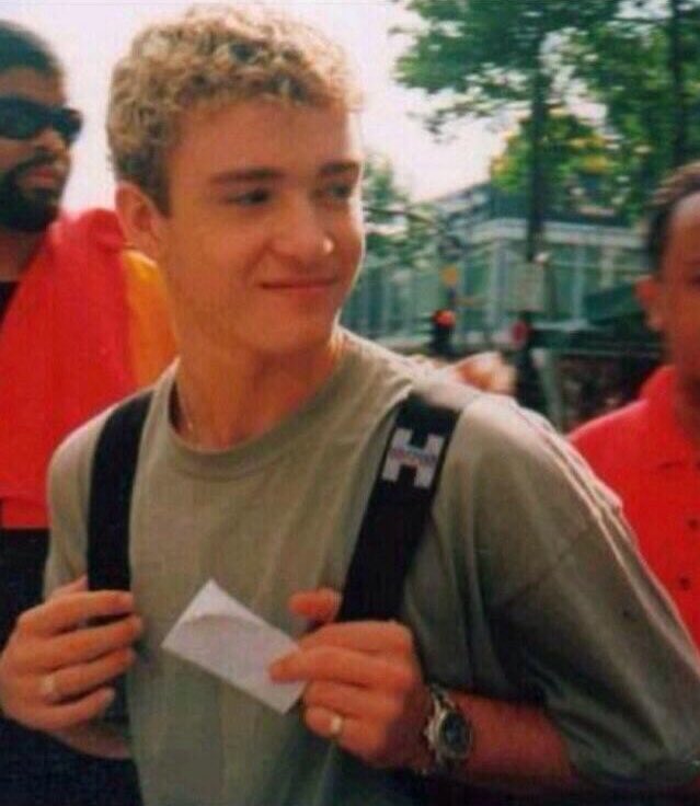KyrieHarrell99's tweet photo. I thought I could do better so here’s my second attempt at a more realistic style with my reference… I did the watch last and I gave up and made it with blobs😂 I forgot the H on the strap😞😞 @jtimberlake https://t.co/V6mC6Dqwym