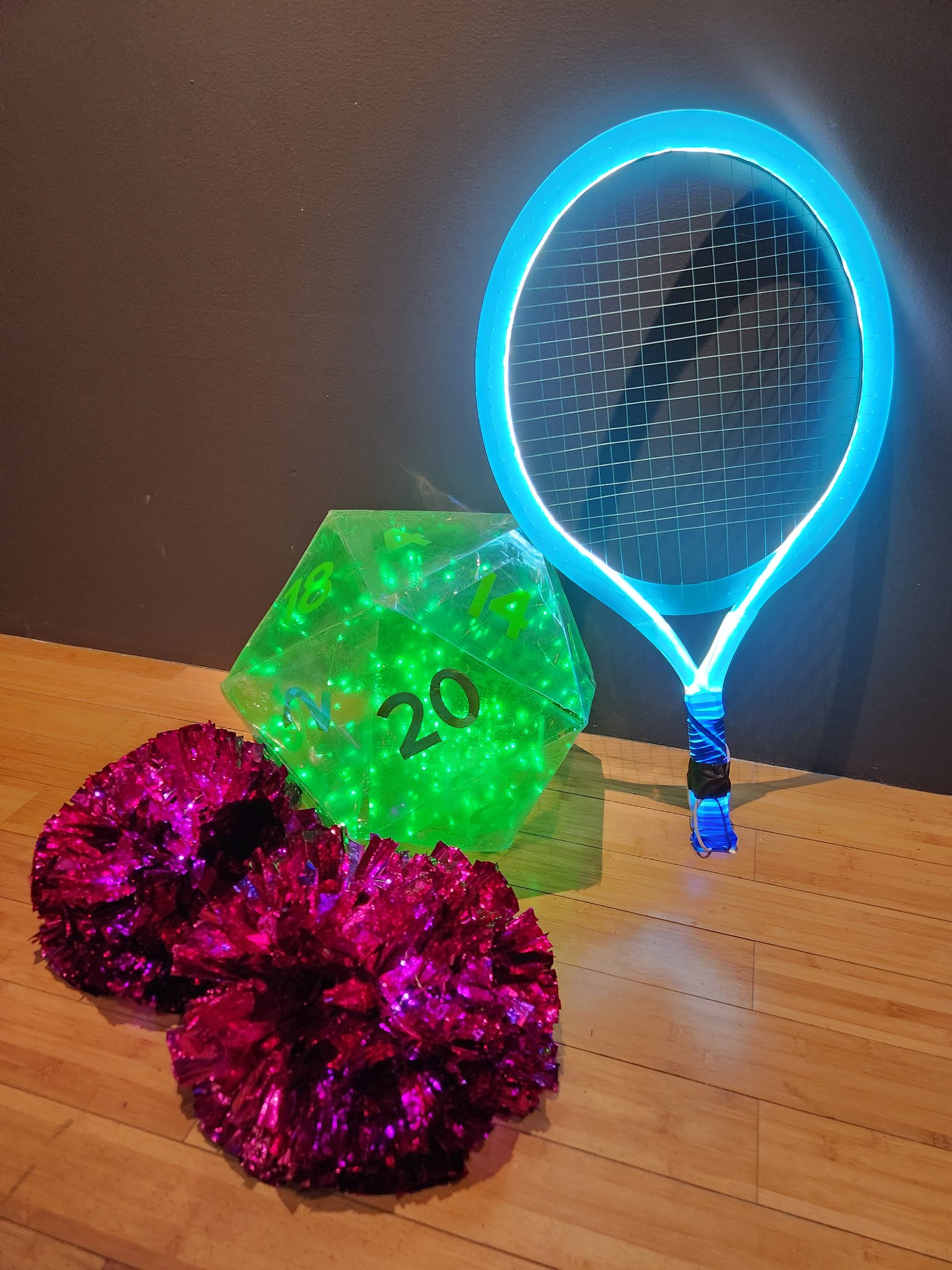 Han Yuleum on Twitter "Close up of our props and wigs! Tennis racket