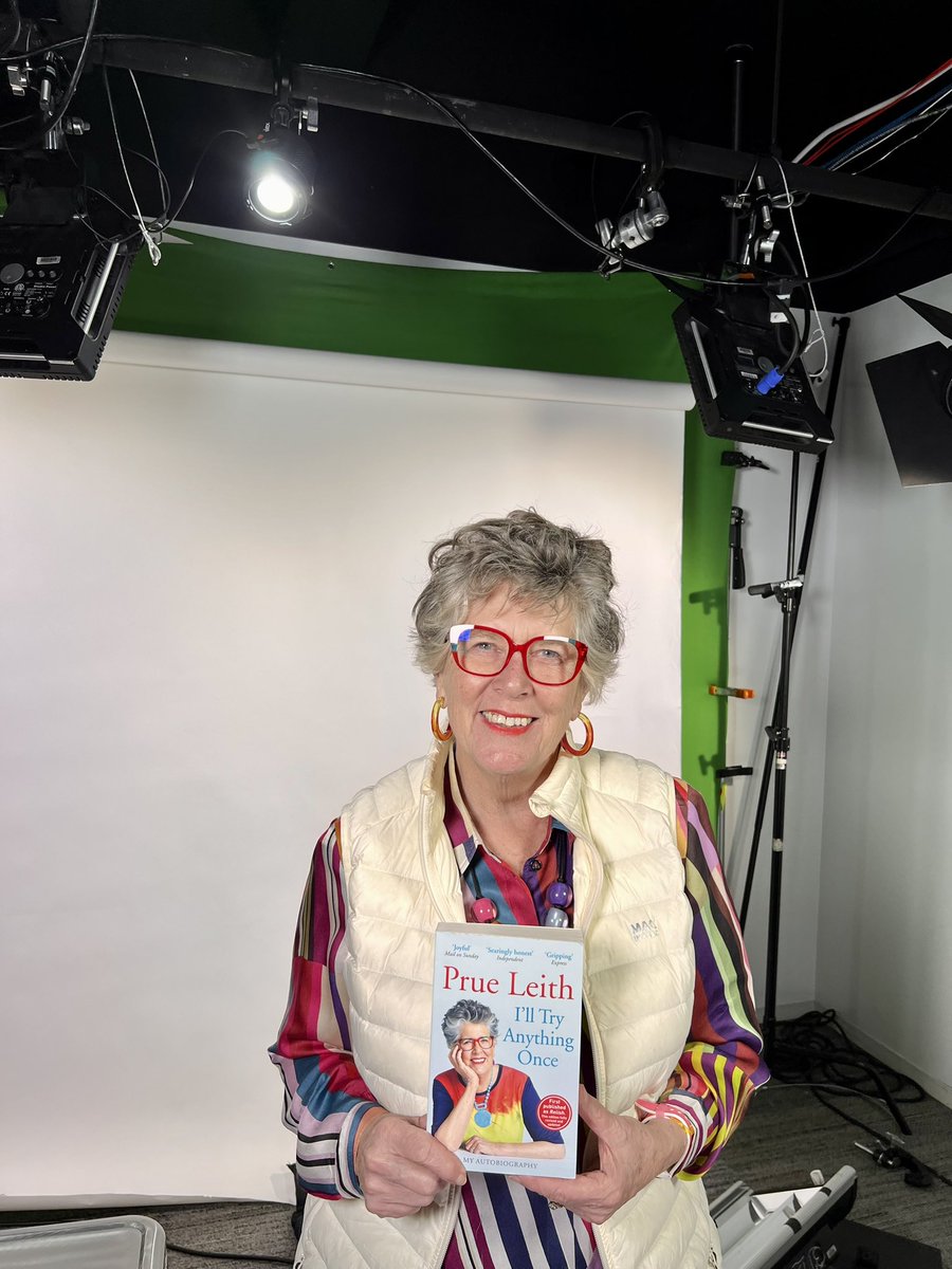Only FOUR more sleeps until @PrueLeith’s I’ll Try Anything Once hits the shelves! Have you pre-ordered your copy yet? barnesandnoble.com/w/ill-try-anyt…