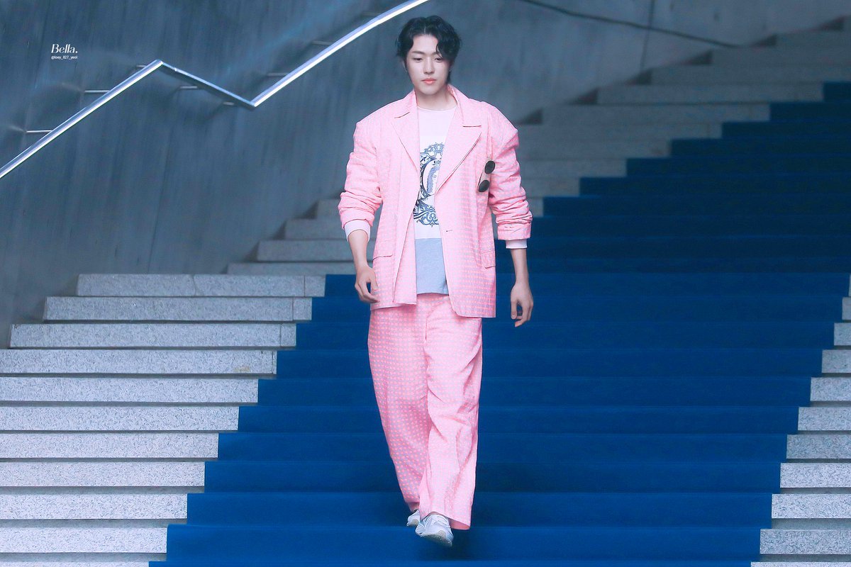 LSYLOOKS_'s tweet photo. #SUNGYEOL #이성열 #성열 https://t.co/bJvygdAwXd