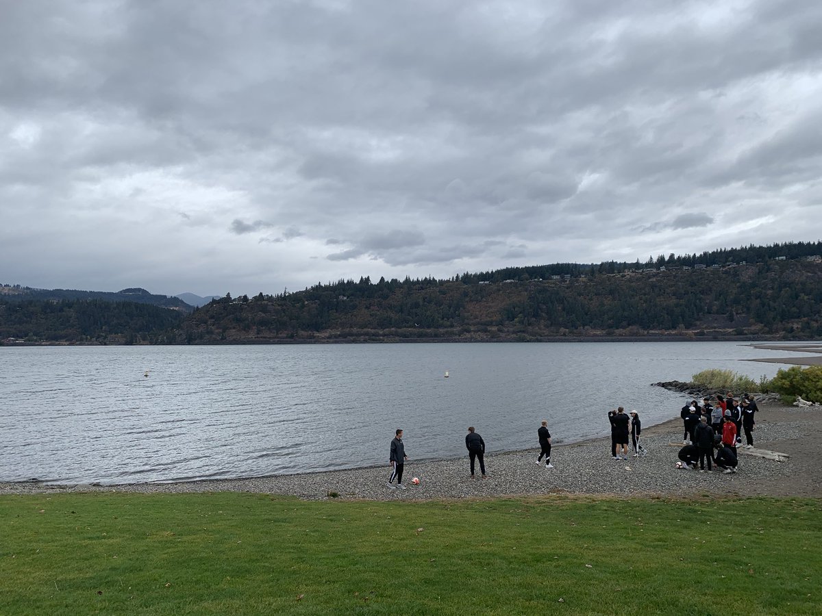 3 matches this weekend in Portland!

10/28 - Lewis &amp; Clark 7:00pm
10/29 - George Fox 2:30pm
10/30 - Pacific 2:30pm

#whitworthsoccer #bucsball #ubuntu #bucsMSOC #gobucs #gobucs⚽️ #scobucs🏴‍☠️ #puma #pumasoccer #nwc #d3soccer #pnwsoccer #spokanesoccer #collegesoccer #ncaasoccer