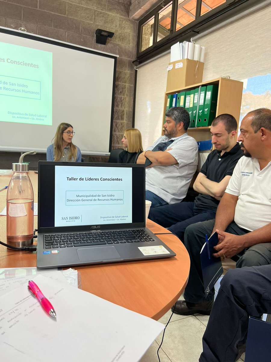 CyD_MSI's tweet photo. Taller de Liderazgo Consciente para personal superior del Centro de Operaciones Municipales de la Secretaria de Prevención Ciudadana, a cargo del Dispositivo de Salud Laboral. Excelente semana de trabajo! @gustavoposse @PosseMacarena @SanIsidroGob https://t.co/BBLrf237mY