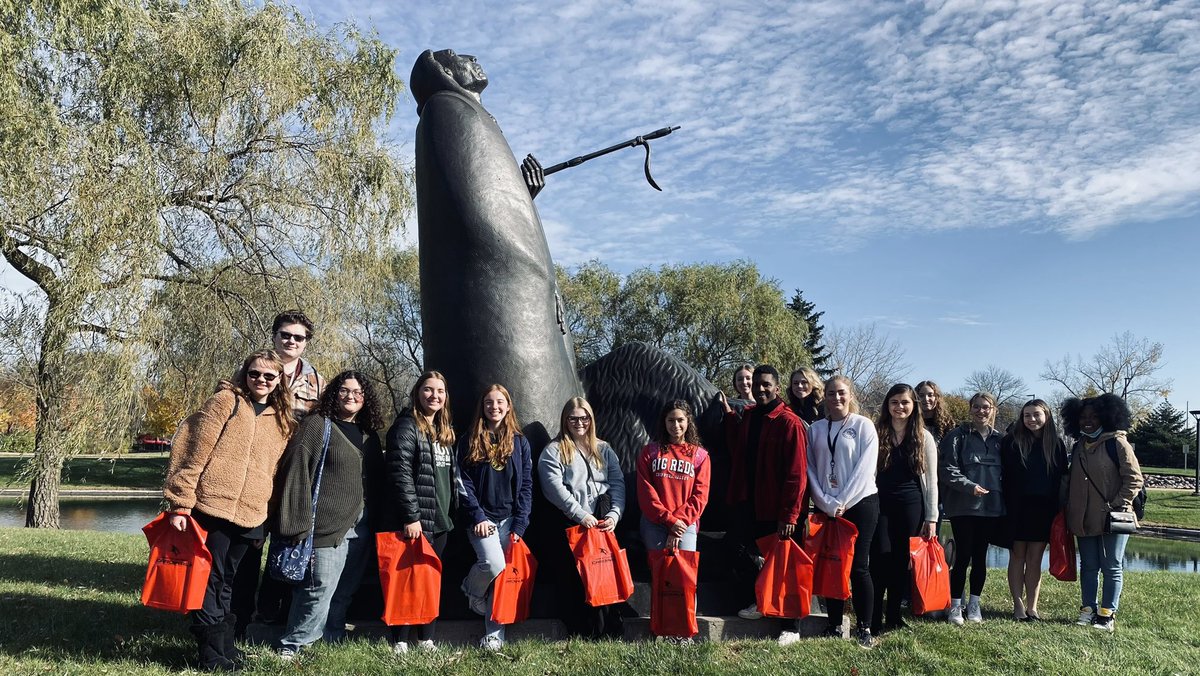 CVHS__Yearbook's tweet photo. Could not be more proud of my Careers in Education students from Dakota and Chippewa ValleyHigh School. I am so amazed by their passion.Attended a wonderful conference #svsulift and are really inspiring kids into a crucial field.   Some days I forget just how lucky I really am. https://t.co/Ui7iDvZxGf