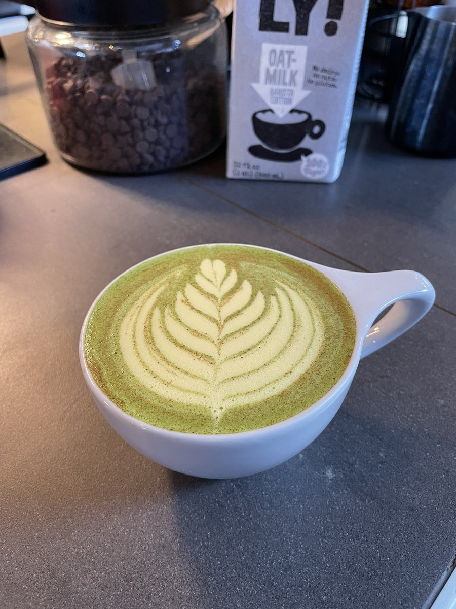 Oatmilk matcha. Yes or nope?