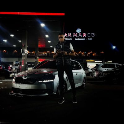 b4bi4y's tweet photo. #NewProfilePic you can't dull my sparkle🖤 https://t.co/UZOK2HakwA