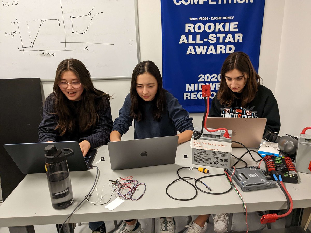 Like this post if you like code team! #cachemoney8086 #frc8096 #uhighrobotics #firstroboticscompetition #omgrobots #frc #firstrobotics