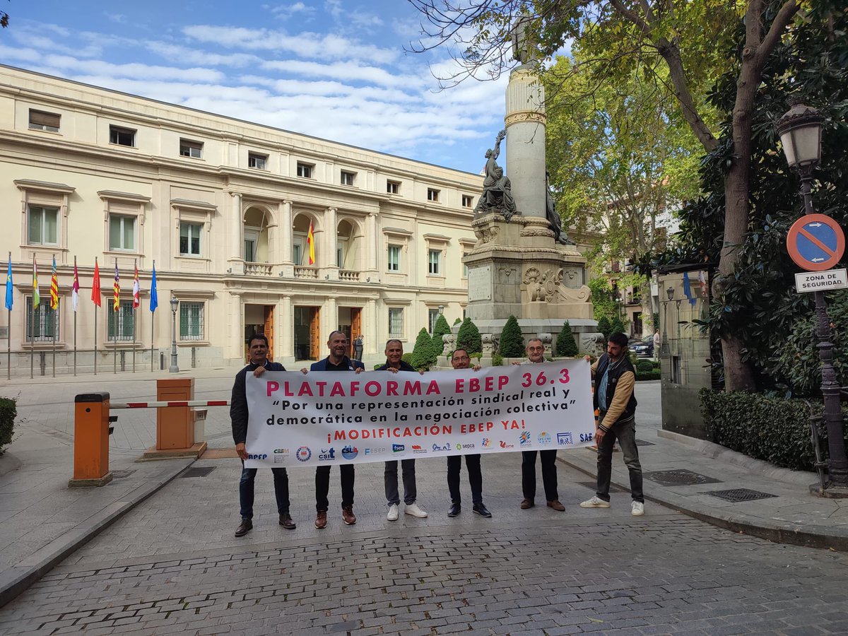 ConFESEP's tweet photo. PlataformaEBEP36.3 en el Senado con su iniciativa en defensa d la libertad sindical en las AAPP tras el apoyo mayoritario del Congreso q culminó en la aprobación de una PNL al Gobierno para modificar el EBEP con la propuesta d la Plataforma https://t.co/75HiBmVeah https://t.co/rHyrq5I541