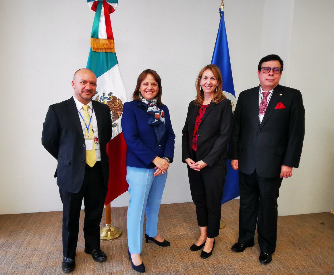 Martha Delgado (@marthadelgado) on Twitter photo Que gusto recibir a <a href="/aatreppel/">Alison August Treppel</a> Secretaria Ejecutiva del <a href="/OEA_CICTE/">CICTE</a> y al Embajador de la <a href="/OEA_oficial/">OEA</a> Anibal Quiñonez. Charlamos sobre trabajos de colaboración entre 🇲🇽 y OEA en áreas como ciberseguridad, gestión de fronteras, entre otros. Gracias <a href="/iMoralesTenorio/">Isaac Morales Tenorio</a> por tu presencia Que gusto recibir a <a href="/aatreppel/">Alison August Treppel</a> Secretaria Ejecutiva del <a href="/OEA_CICTE/">CICTE</a> y al Embajador de la <a href="/OEA_oficial/">OEA</a> Anibal Quiñonez. Charlamos sobre trabajos de colaboración entre 🇲🇽 y OEA en áreas como ciberseguridad, gestión de fronteras, entre otros. Gracias <a href="/iMoralesTenorio/">Isaac Morales Tenorio</a> por tu presencia