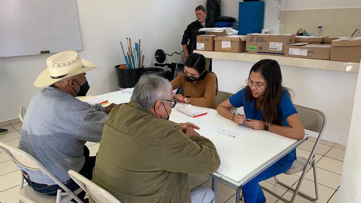 Juventud_Salt's tweet photo. nutrición y asesoría psicológica; brindando atención médica de calidad a la ciudadanía🙋🏻‍♂️🙋🏻‍♀️.
#SaltilloNosUne https://t.co/sDzjhHmEus