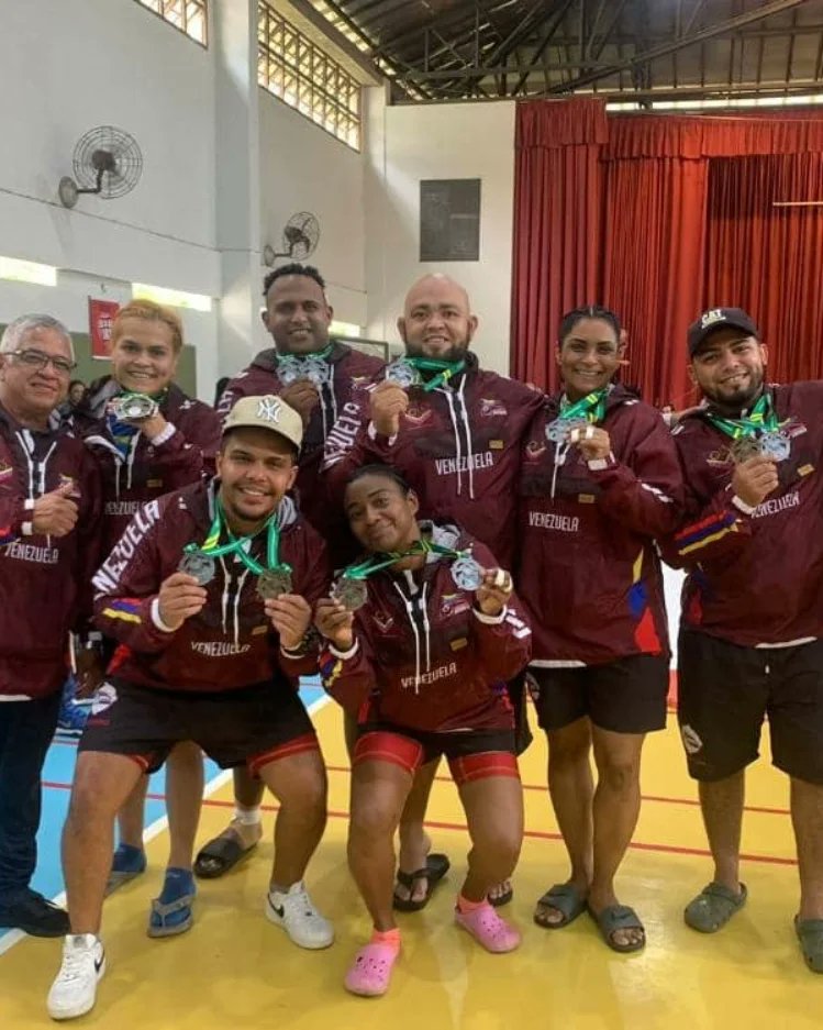 Luis Salinas tweet media