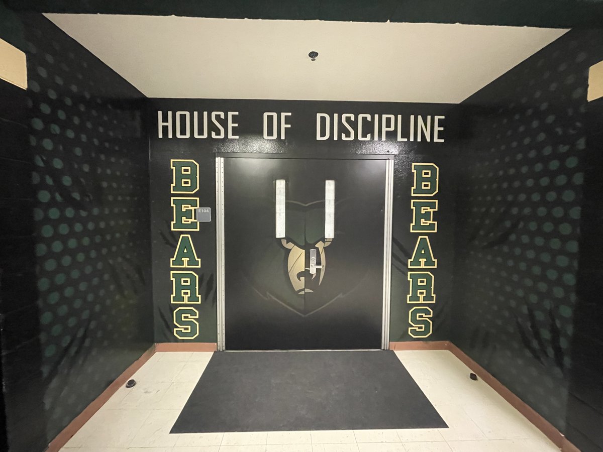 Basha High School is standing out! Check out their new wall and door wraps designed, printed and installed by our great team at M Square Wraps. Contact us today to stand out! #msquarewraps #wraps #vinylwraps #customdesigns #doorwraps #wallwraps #schoolwraps #schoolbranding