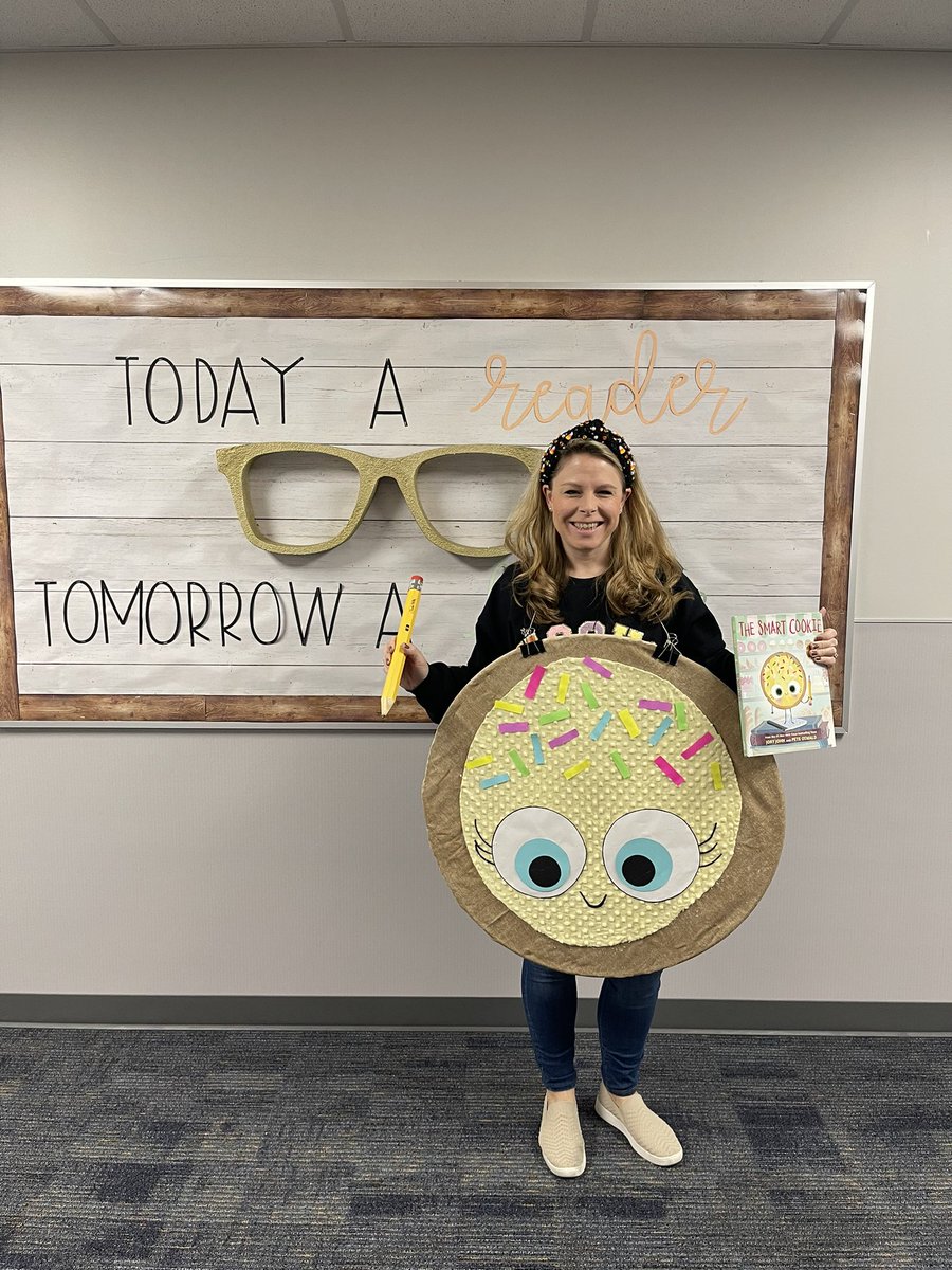 SarahKate6237's tweet photo. I LOVE Book Character Day! @CFISDLieder @CFISDPK1 https://t.co/qWF5xPwhMH