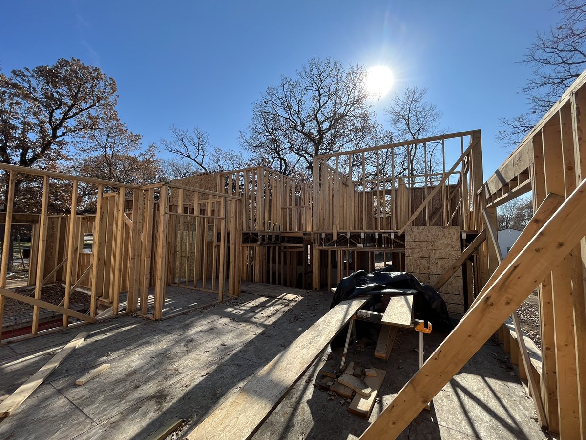 gteigland's tweet photo. The family build continues… framing is almost done. Now it’s time for the roof https://t.co/xYNUuMLyyC
