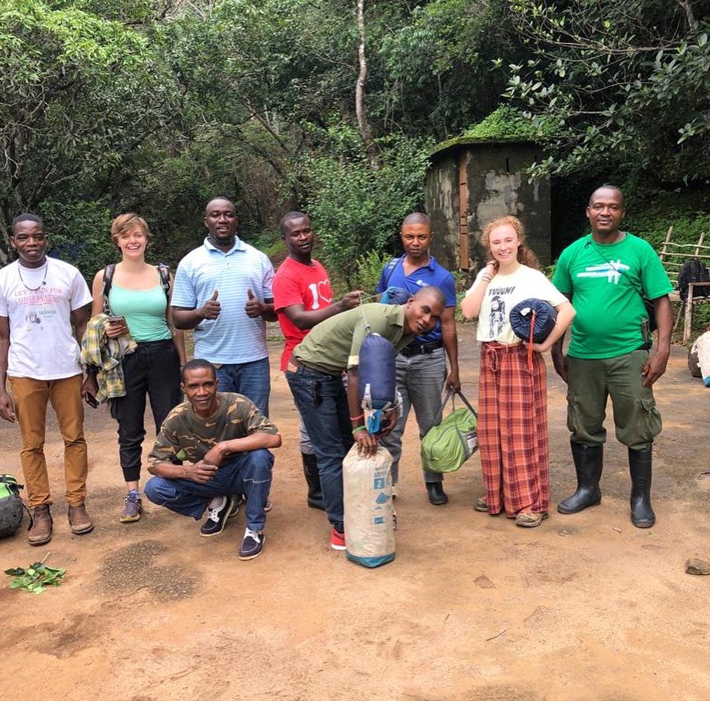 Tacugama's tweet photo. Thank you Hannah💚
Our education intern aka “Hannah Banana” is leaving our outreach team. She has been a great help in developing education materials, including many #RootsandShoots activities. 
We welcome volunteers, interns and researchers at Tacugama! 
https://t.co/nRgbk56YKf https://t.co/dZJBNt0S02