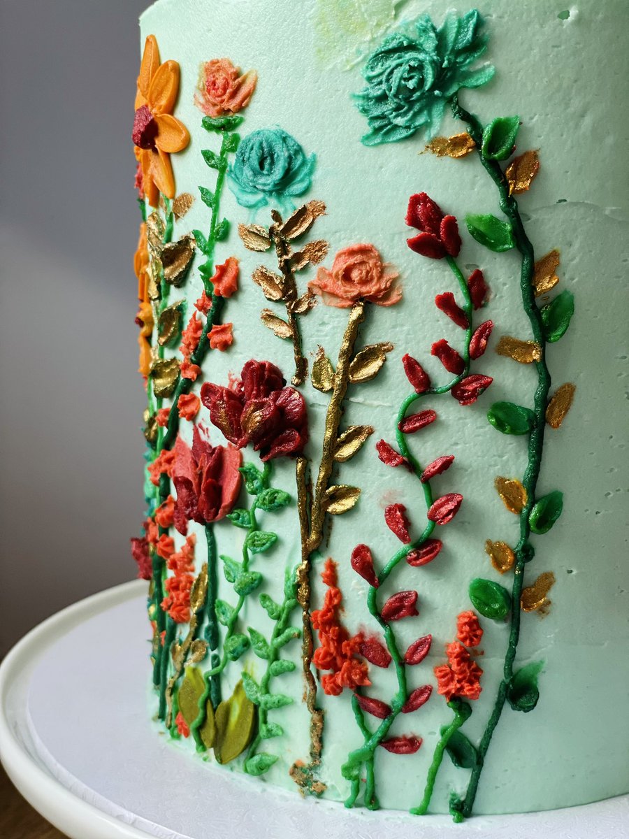 Chaimaa Creates tweet media