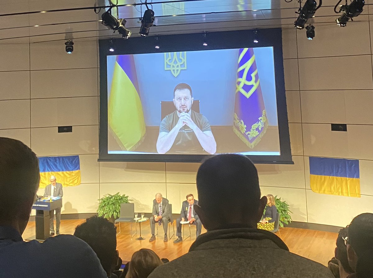 Incredible opportunity to hear directly from president <a href="/ZelenskyyUa/">Volodymyr Zelenskyy / Володимир Зеленський</a> as he spoke with the Yale community today. ”We should not give Russia even the smallest hope that its terror can work. — It is for us to determine the future of the free world.” 🇺🇦