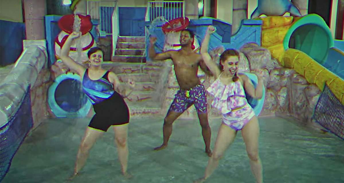 .<a href="/Dinner_Set_Gang/">Dinner Set Gang</a> releases debut LP, hits up hotel pool in new video
milwaukeerecord.com/music/dinner-s…