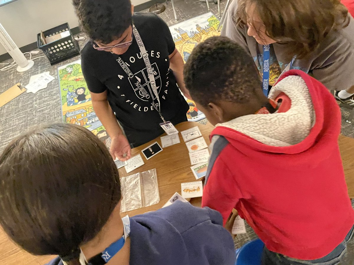 christie_hopson's tweet photo. Love the @ThinkBigLearn reflection/refraction game! Super motivating and a great review for our test! #thinkbiglearning #fielderpride @FielderElem https://t.co/sf2WFchWil