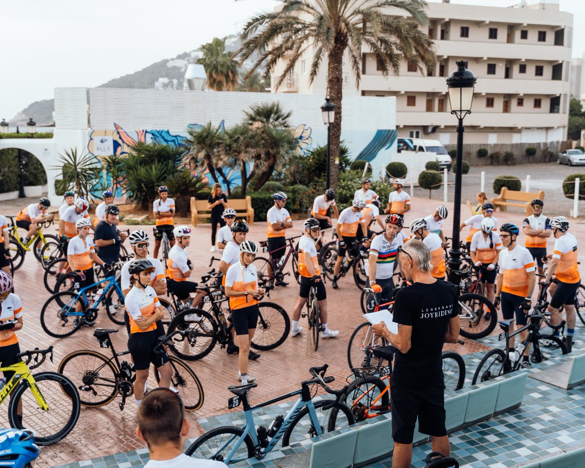 Sean Yates is a legend, so it only makes sense that he would be our first choice as Directeur Sportif on our Legendary Joyride events. Our #LeBlanqIbiza guests were treated to a pre-ride briefing from one of the biggest names in the business whenever “The Boss” took to the stage.