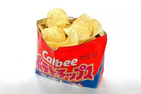 It took me a week to finish a 60g packet of crisps.
Attention. I am sensitive to oil.