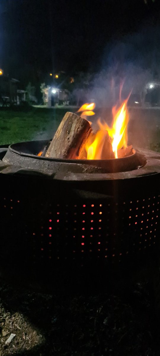 Dünyanın bir boşluğu var, görüp de değerdirebiliyorsan kralsın, içinde siyaset, politika, huzursuzluk olmayan.