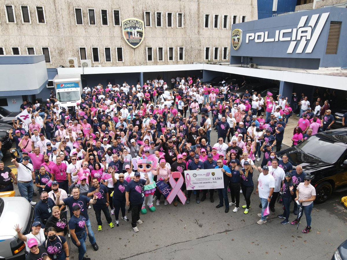 prcompolicia's tweet photo. Hoy caminé junto a Mis Policías desde el Cuartel General hasta la Sociedad Americana Contra el Cáncer.
Es de gran satisfacción unirnos a esta causa por los que luchan, los sobrevivientes y en honor a quienes han perdido la batalla contra el Cáncer.
@GovPierluisi @DSPnoticias https://t.co/ODL7nVDEm4