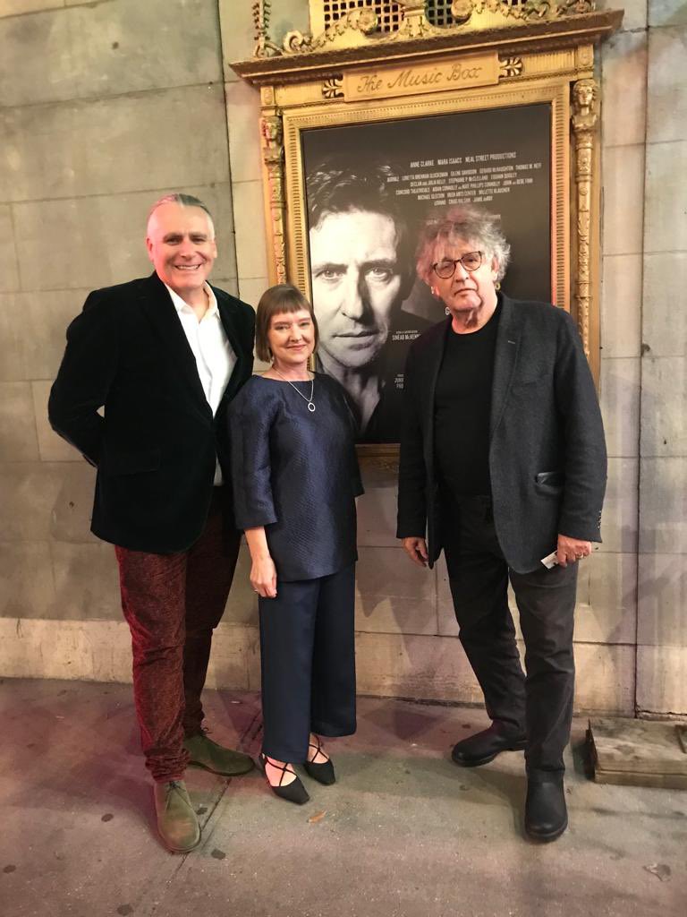 It was a lively night for GIAF Artistic Director Paul Fahy captured here with Anne Clarke, founder of @LandmarkIreland and Poet Paul Muldoon celebrating the opening of Gabriel Byrnes #WalkingwithGhosts on BROADWAY!! 🎭👏 It’s brilliant to see Irish Theatre make it to NYC✨