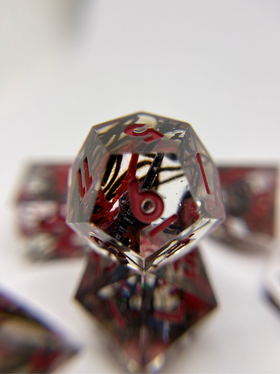 ArcaneFey's tweet photo. 🎸 The Legendary Bard 🎸

An Eddie Munson inspired set featuring tiny Warlock series guitars. 

#dice #dnddice #ttrpg #handmadedice #d20 #dnd #StrangerThings https://t.co/IFGMabeZGR