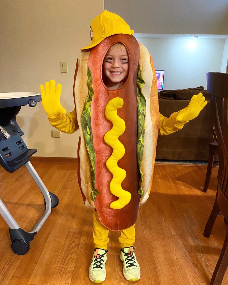 Guardians Hot Dogs tweet media