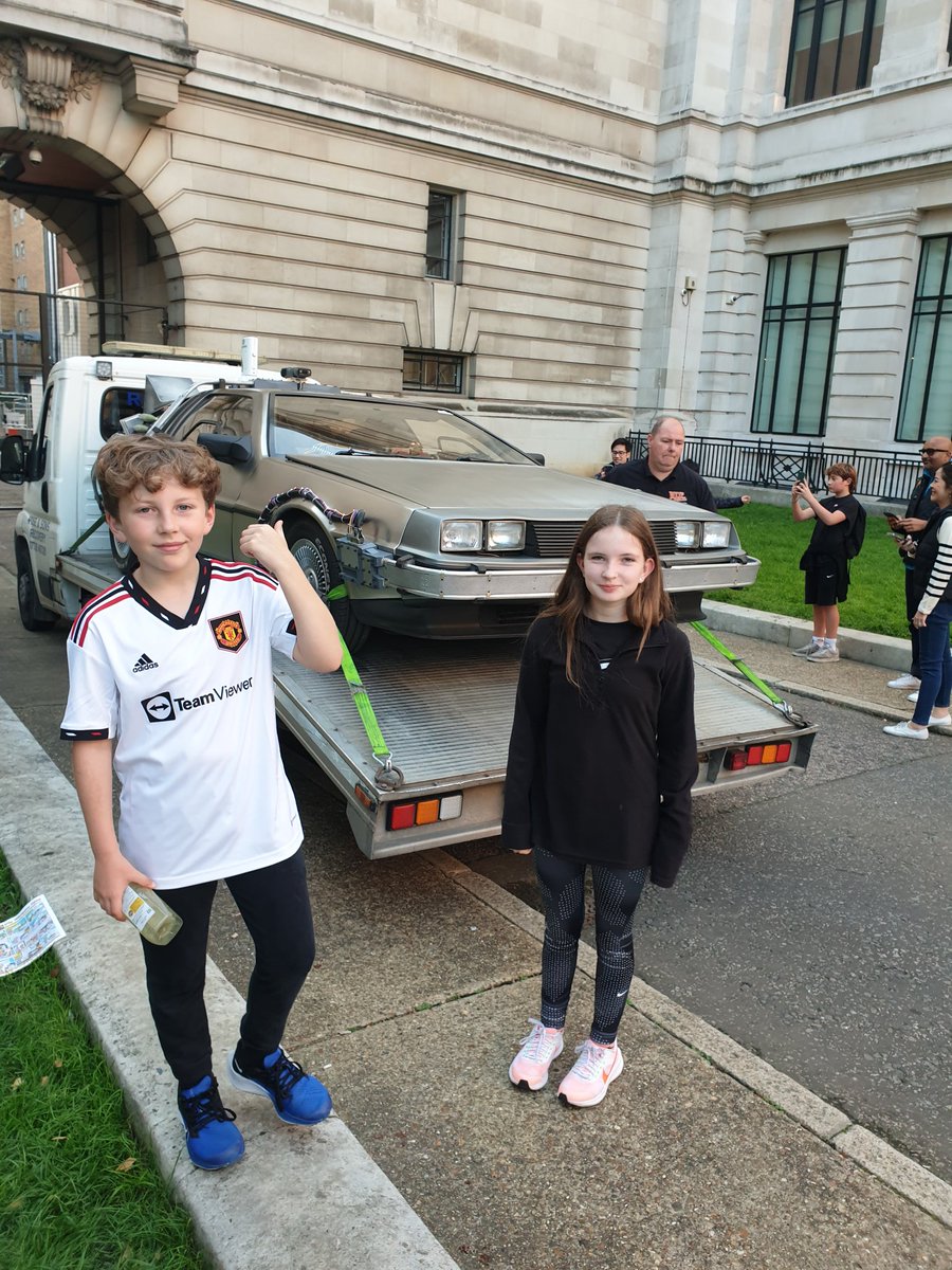 London with the babes this week,spotted the original Delorean being delivered to the Science Museum 🥰
