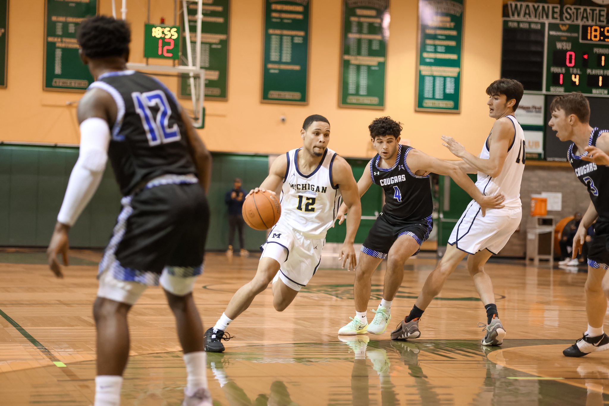 University of Michigan - Dearborn Men's Basketball (@UMDearbornbball