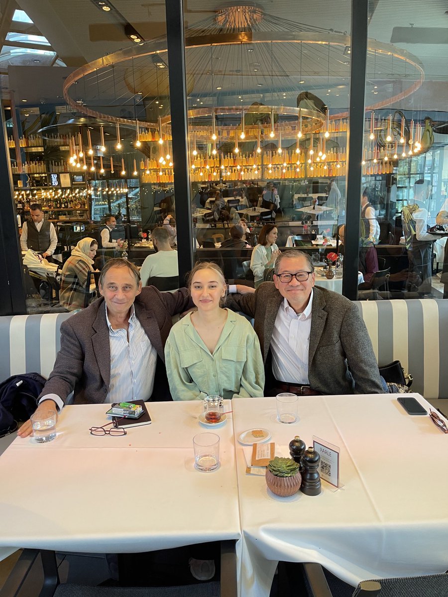 APPSRUNTHEWORLD's tweet photo. Nice lunch in Istanbul with old friends @DenizKabaagac and Tuğba Çakır of BKP Consulting, one of the most established consultancies in Turkey with customers all over the world. The IT talent here is rich and diverse. #euroweek https://t.co/ORqaPE3QoD