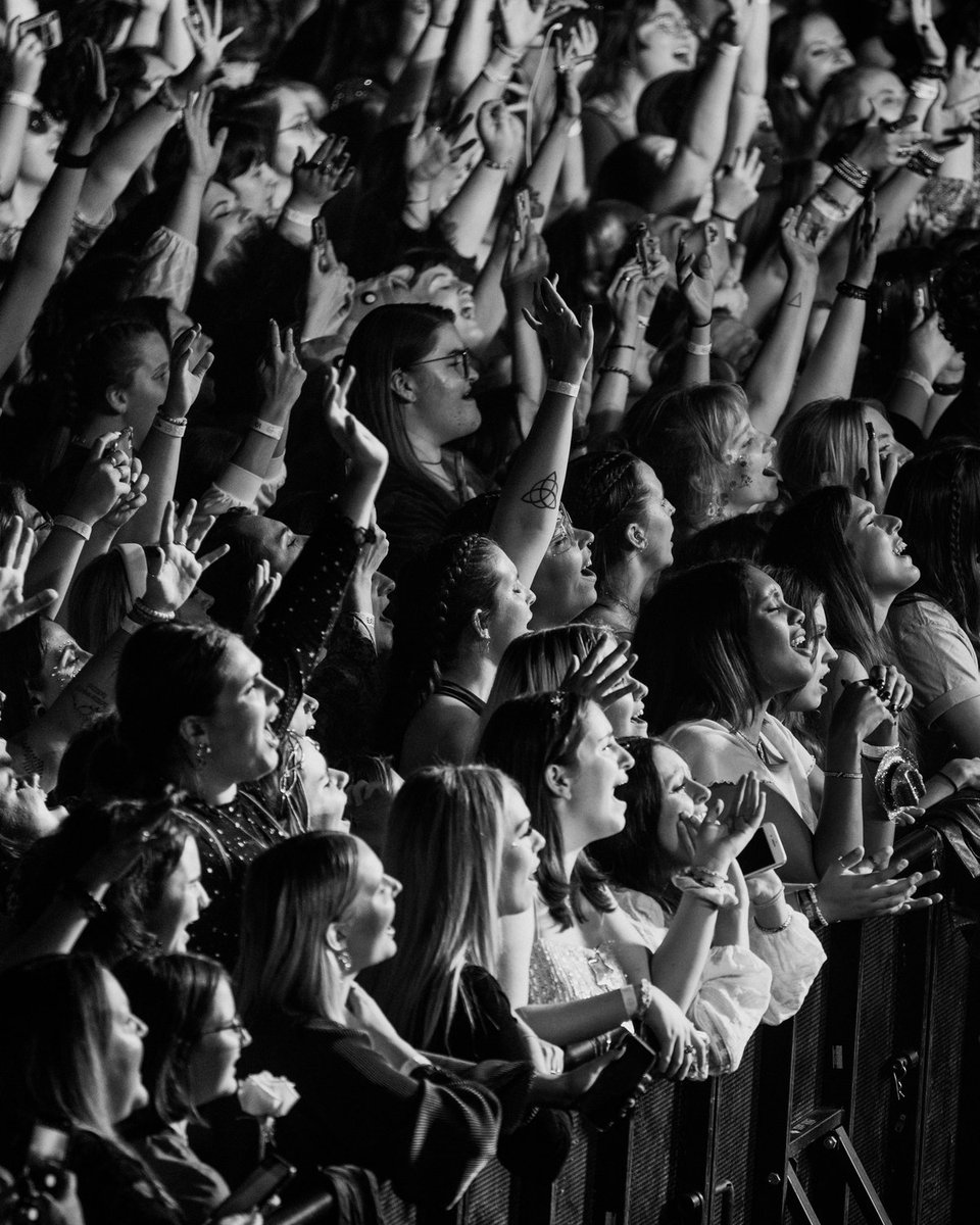 Greta Van Fleet tweet media
