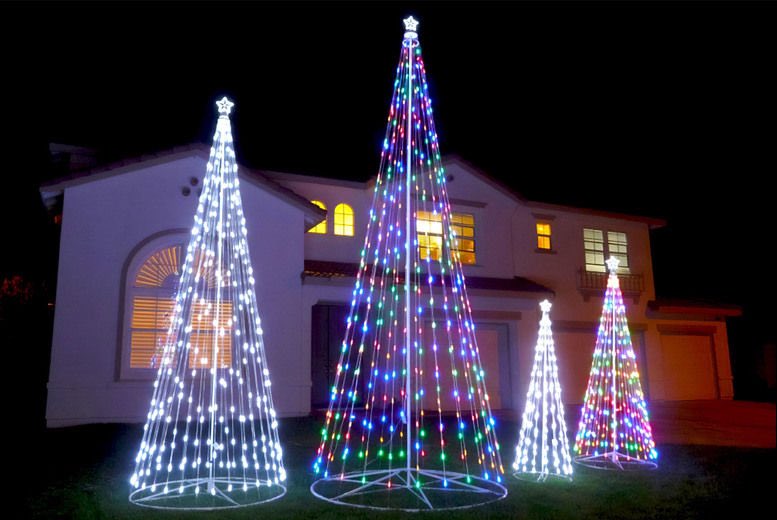 Get in the Christmas spirit with these out door LED Christmas trees 🎄 

Check them out here ➡️ awin1.com/cread.php?awin…