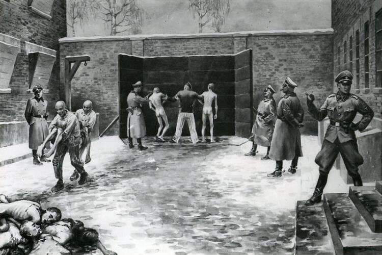AuschwitzMuseum tweet picture