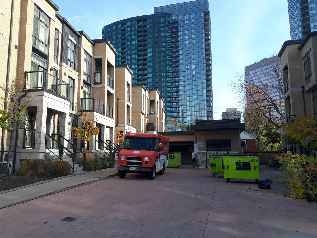 davidsitplanTo's tweet photo. Visiting a number of existing townhouse developments in North York today.  Learning from our past about the importance of public realm, the location of our utilities and garbage areas and having enough room for our trees.  Will this all change soon? https://t.co/rkqx5URVQI