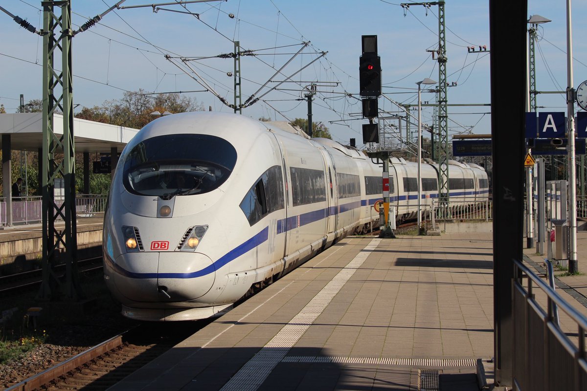 C18S24's tweet photo. German Beer, Frankfurt Airport Airside Tour, Frankfurt City and German Train combined during a 4 day trip last week. https://t.co/DWQvcCUJOp