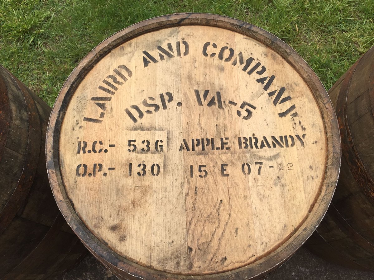How to read the top of an apple brandy barrel ➡️
🍎 DSP VA-5 = Distilled Spirits Plant Virginia No. 5.
🍏 RC = This barrel holds 53 gallons of pure apple brandy.
🍎 OP = Original Proof, 130.
🍏 15E07 = Year, Month, and Day that the barrel was filled, May 7, 2015.
#FunFactFriday