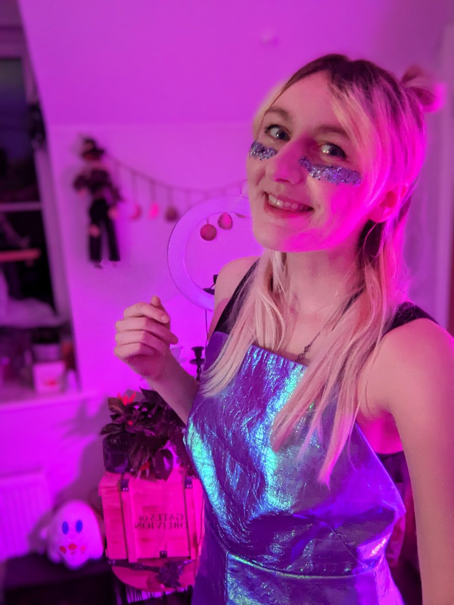 GlitteringGh0st's tweet photo. I'm live!! ✨ Join me on twitch for some live music raising money for Cancer Research UK 💖

@CR_UK
https://t.co/4DRCyDC6IX https://t.co/FL6qhLUfgd