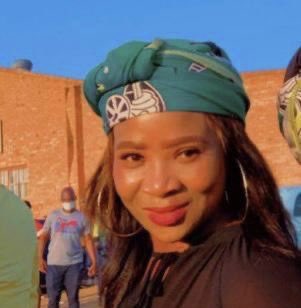 Zamangwane Luvuno, 28, mother of 2 from Thulani, JHB, was allegedly raped and killed on 12/10. Her naked body was found in a field with a fractured skull and 3 gunshot wounds. She was an activist. No one has been arrested yet. 
Rest in power sister ✊💜
#KeepTheEnergy