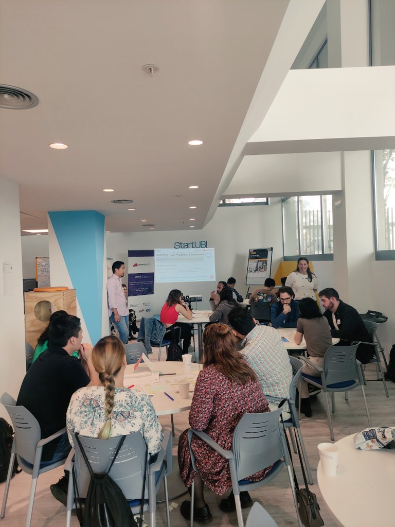 DIOPMA_UB's tweet photo. Innoday at @start_ub after the #IMPRES2022 Conference to solve the challenge launch by Build to Zero "how could sustainables cities generate and store energy?" https://t.co/JTjC00geNb
