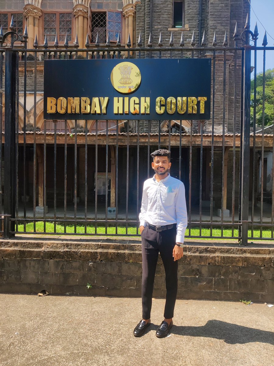 mi_Rahul_Salvi's tweet photo. Today at BOMBAY HIGH COURT 👩⚖️🏰
#mumbai #BombayHighCourt #mumbai_city_of_dream's
#मुंबईउच्चन्यायालय #HCBombay #HighCourt #bombay #advocate #VacationBench #HC_Bench #Lawyer https://t.co/oeDtaloeqy