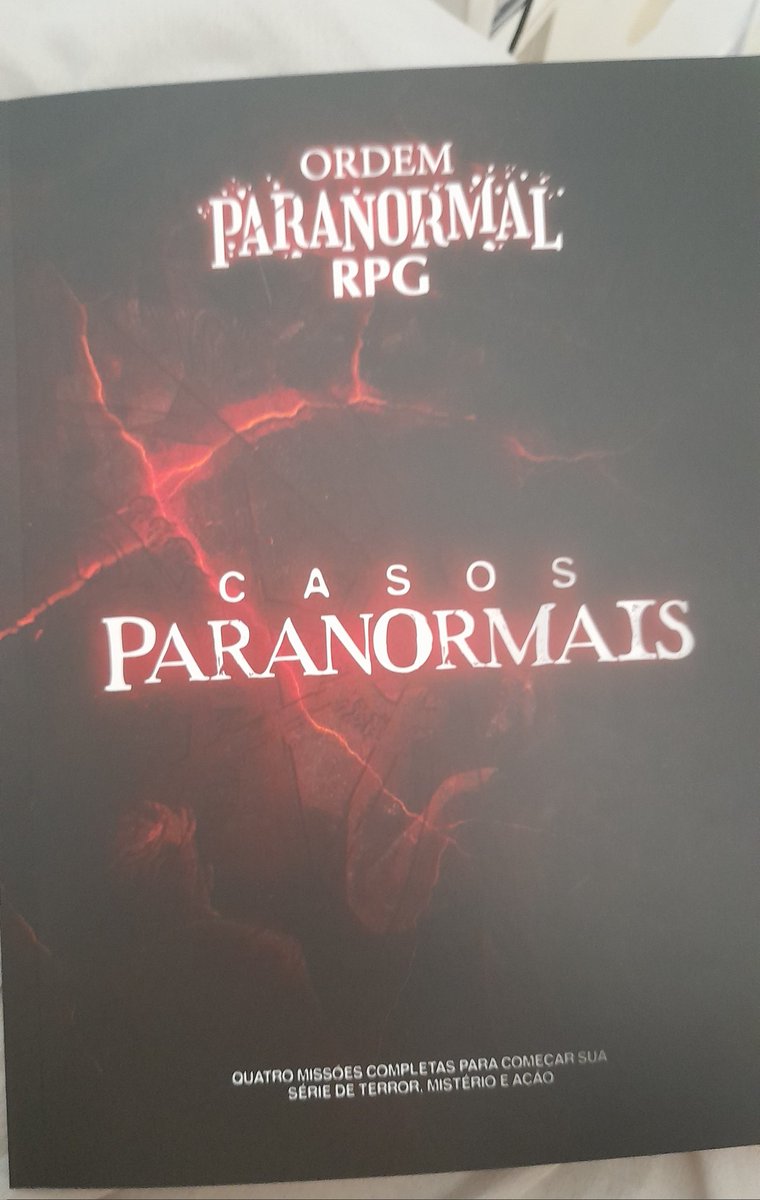 k1thecreator's tweet photo. Sobre o livro de Casos Paranormais
(uma mini thread) https://t.co/9HmSvFx7s1