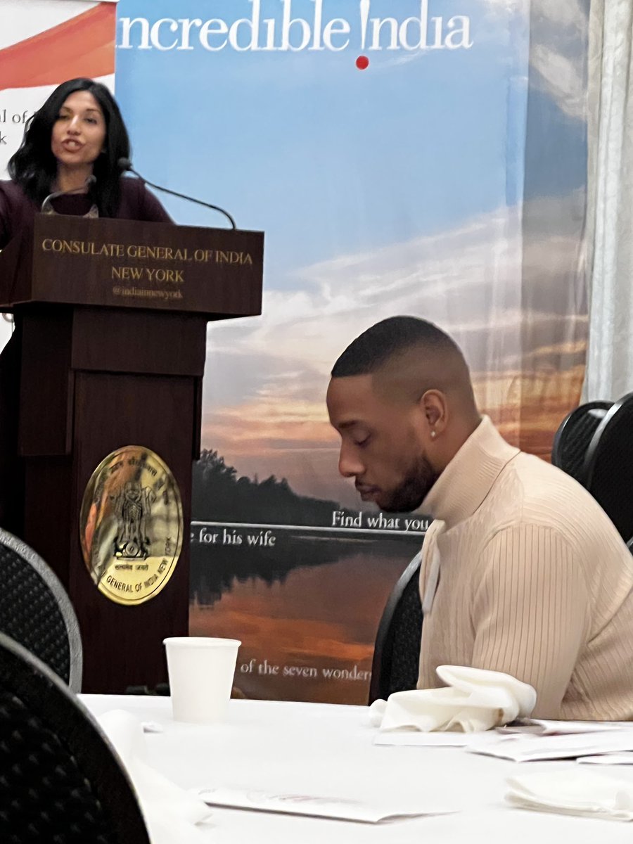 howardrjean's tweet image. Extremely proud moment! My mentee of 18 years (my middle school student/bball player when I coached basketball) is now a #softwareengineer w @PeopleShoresPBC @peopleshores_us via  @BMAweb3 - so excited to witness this moment!! Big win! @IndiasporaForum - #TechWorkforce - WOW!!!
