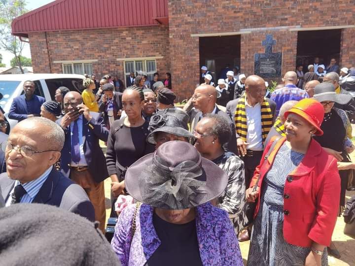 AZAPO Limpopo Provincial Chairperson Cde <a href="/NgoakoMoyaha/">Pat Moyaha</a> (Gold &amp; Black Scalf) amongst the mourners at the funeral service of Cde Kenneth Hlaku Rachidi earlier today (28 October 2022) , held at Emmanuel Lutheran Church in Diepkloof.

May the Soul of Cde Rachidi Rest in Power✊🏿