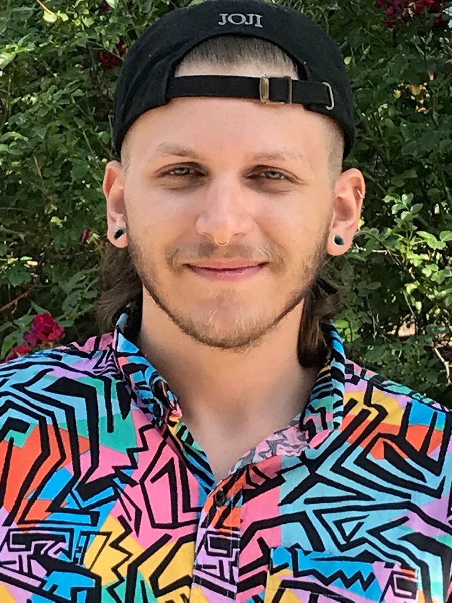 UIdahoWC's tweet photo. Preston's tip of the day: As long as your professor is cool with it, be yourself in your papers. You are obviously the one writing it, so don’t feel like you have to hide that fact!😁 https://t.co/SOFwjlTB2z