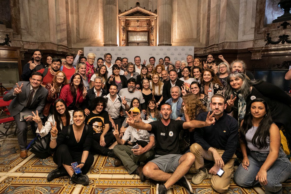 INCAA_Argentina's tweet image. La aprobación en el Senado del proyecto de Ley impulsado por el diputado nacional @PabloCarroOk, que prorroga hasta el 31 de diciembre de 2072 la asignación de fondos específicos para las industrias e instituciones culturales, significa muchísimo para el cine nacional.