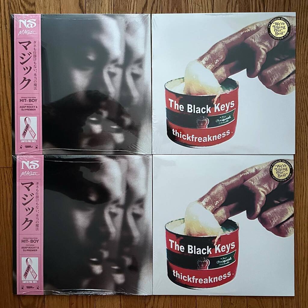 goodtasterecord's tweet photo. This year’s #tenbandsonecause program includes special pink colored releases of Nas’ critically acclaimed ‘Magic’ and The Black Keys ‘Thickfreakness’ with all proceeds going to Red Door Community that supports cancer patients and their care takers. #fuck… https://t.co/LfztacOnE1 https://t.co/8vw9Kp29l3