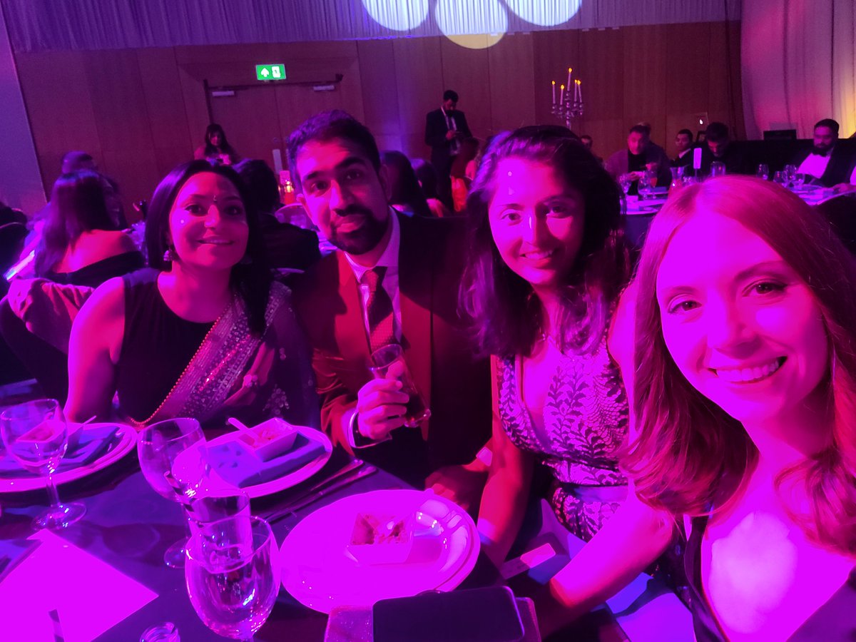 OldhamColiseum's tweet photo. We've arrived at the @asianmediaaward where #LoveNStuff is up for Best Stage Production. Wish us luck!
@gitikabuttoo @Komalamee @MaanuvT https://t.co/B1HJMC5uYh